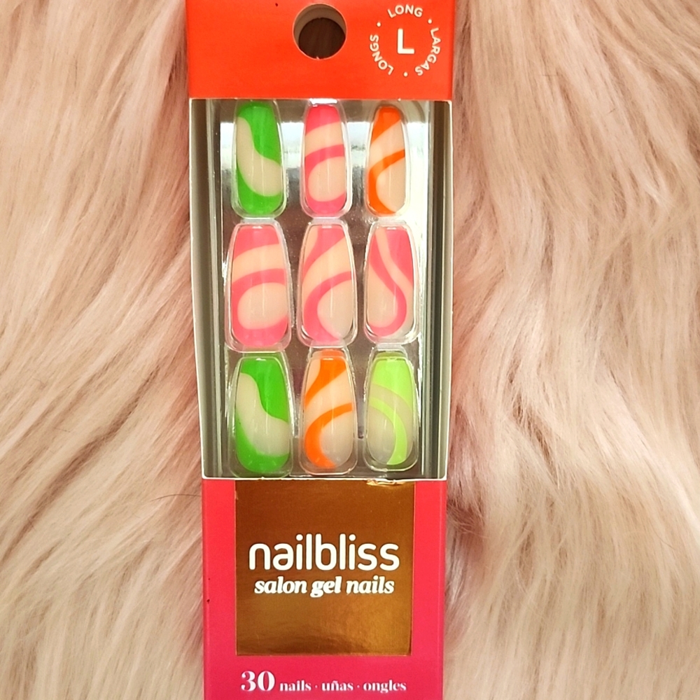 Brand New NailBliss False Nails-L